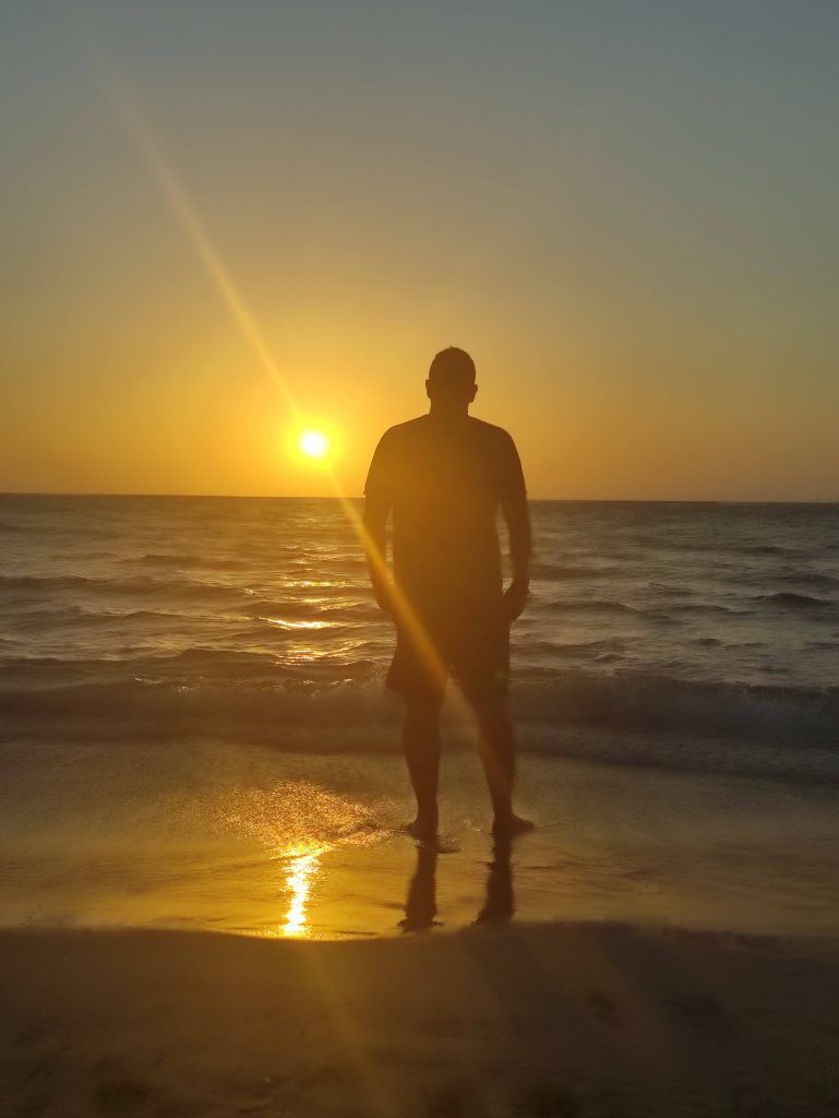 Atardecer en Playa Tranquila, un día en las Islas Barú