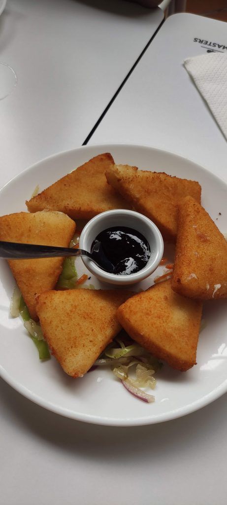 Queso frito en nuestro día 3 explorando Gran Canaria